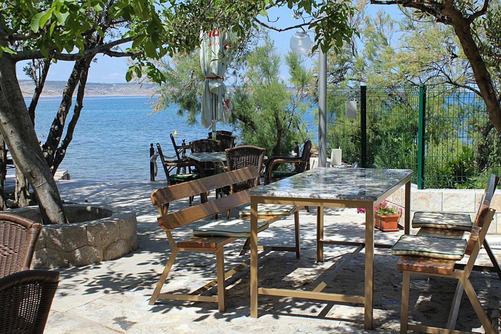 Apartments And Rooms By The Sea Seline, Paklenica - 6440 Starigrad Paklenica Luaran gambar